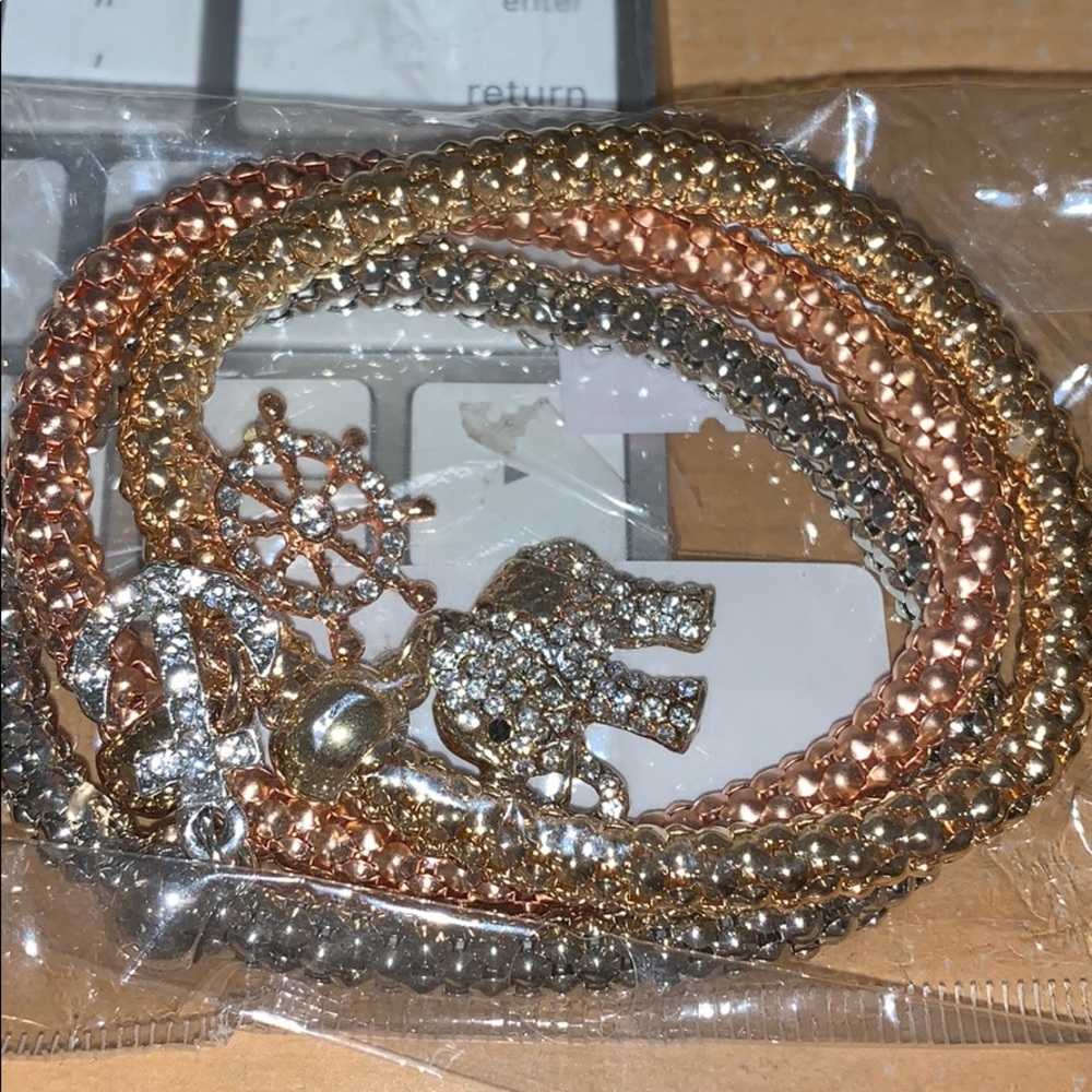 Bracelet - Picture 3 of 3
